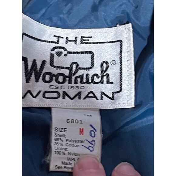 Vintage Woolrich Womans Jacket. Barn/Chore Jacket. Pockets. Lined. Sz. Medium. - Picture 3 of 7